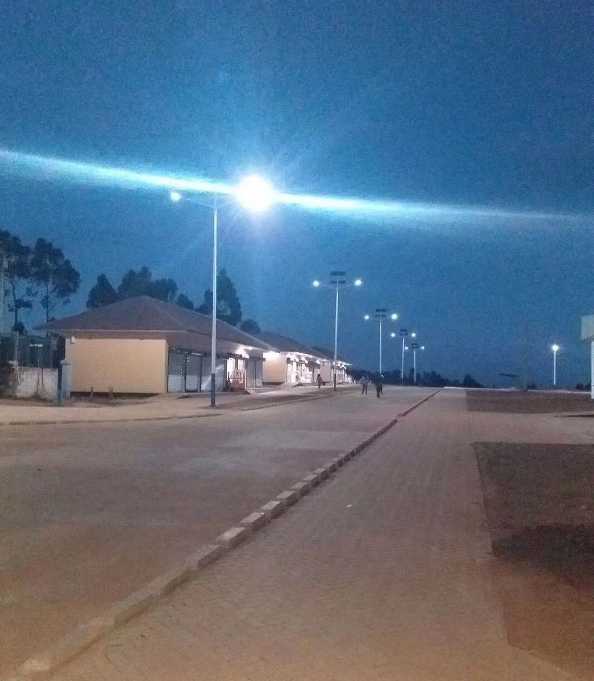 汝南县非洲科特迪瓦太阳能路灯工程